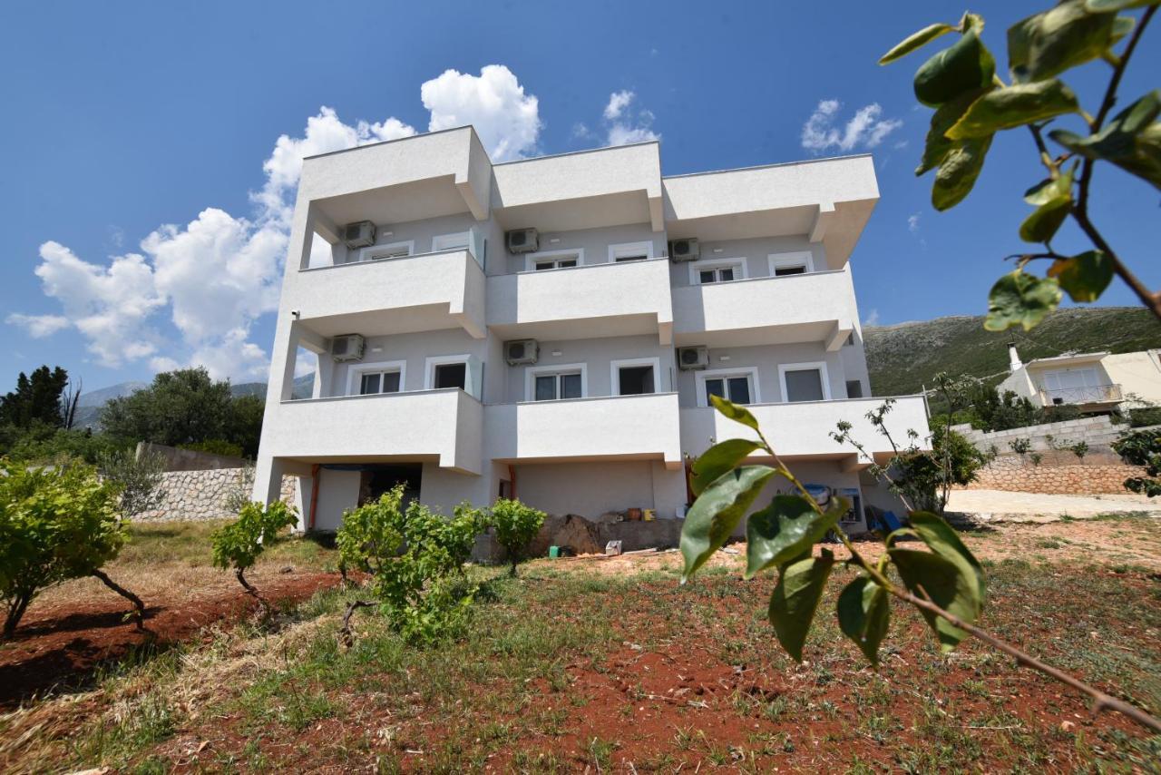 Dima Vista Hotel Dhermi Bagian luar foto